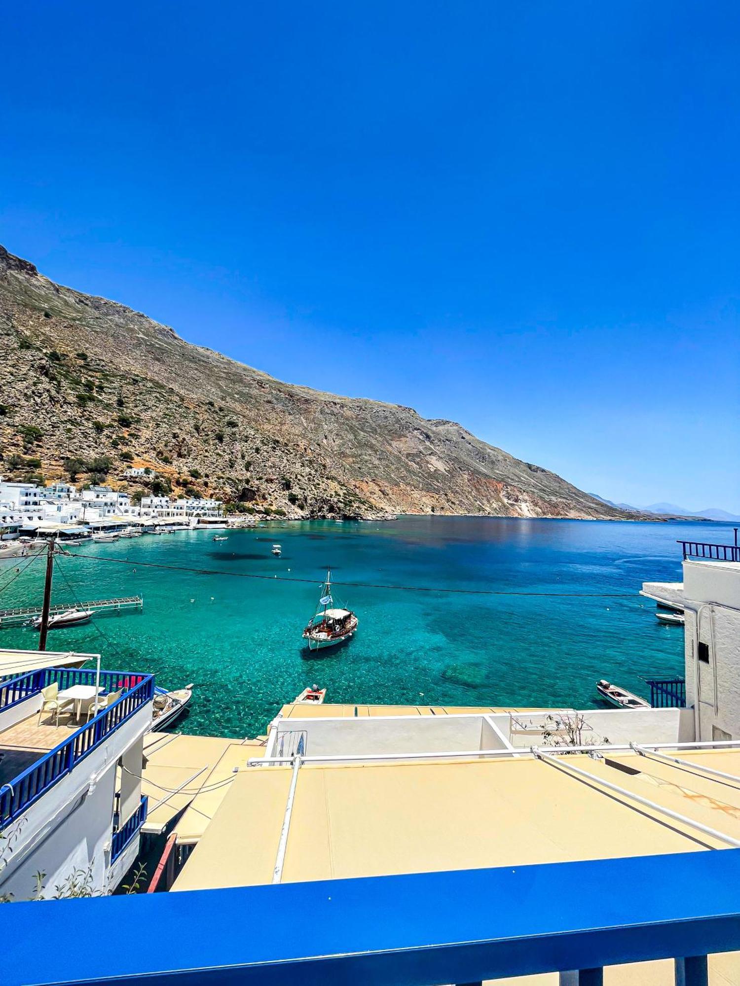 The Blue House Hotel Loutro Eksteriør billede