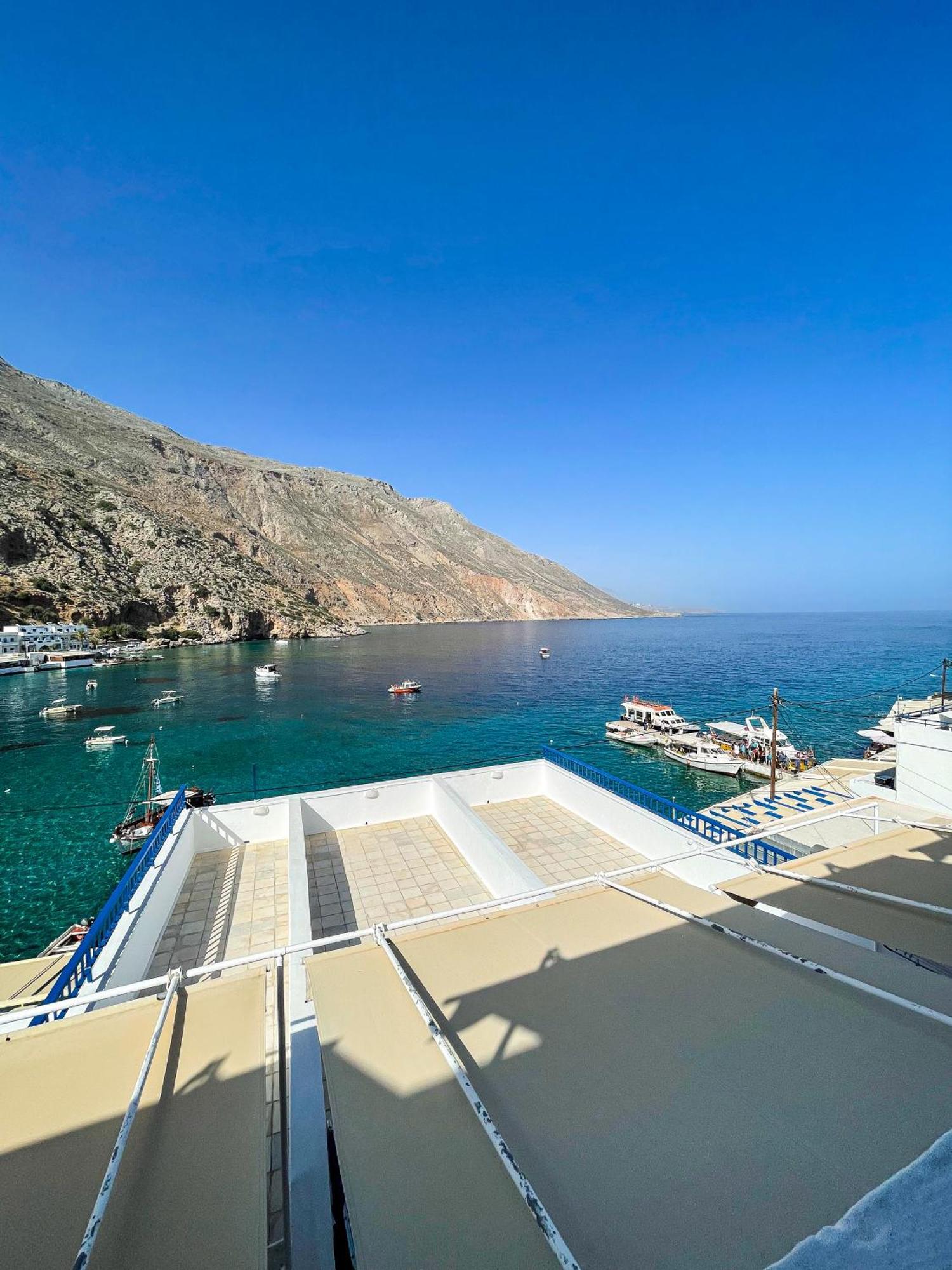 The Blue House Hotel Loutro Eksteriør billede