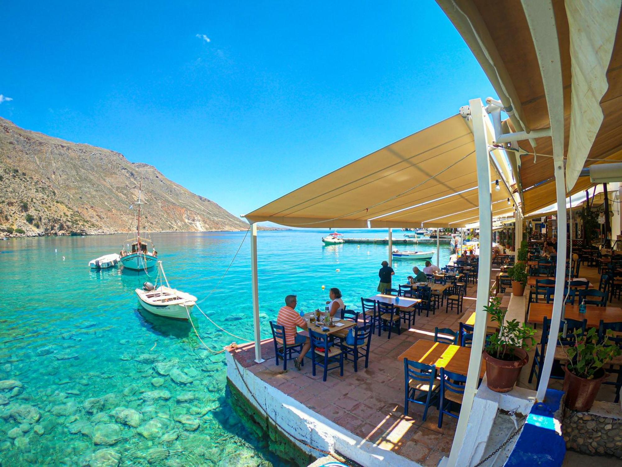 The Blue House Hotel Loutro Eksteriør billede